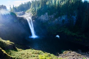 Wide Shot of Snoqualmie Falls